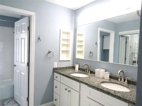 2405 Crispin Court Sarasota FL 34235