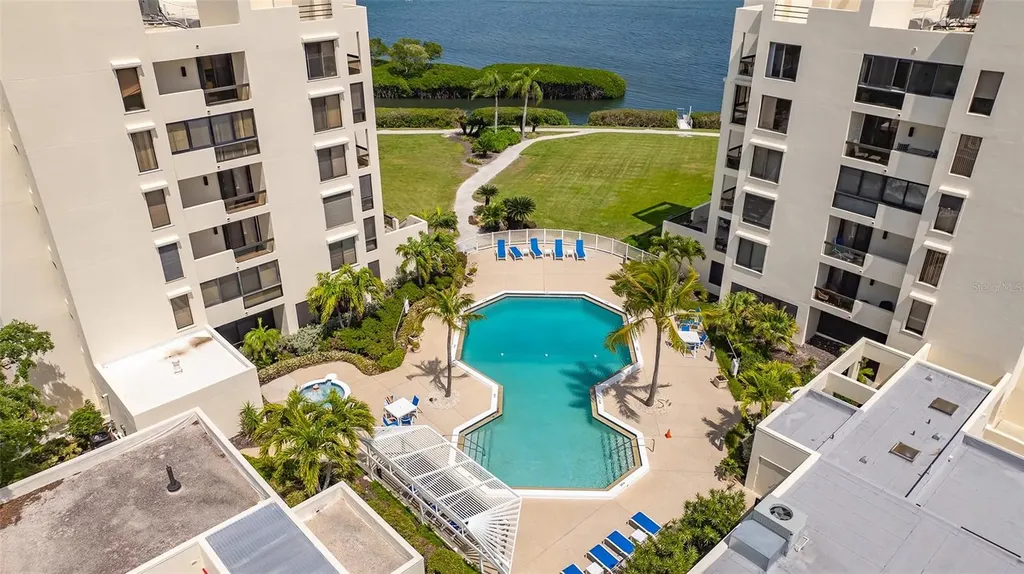 2120 Harbourside Drive Longboat Key FL 34228
