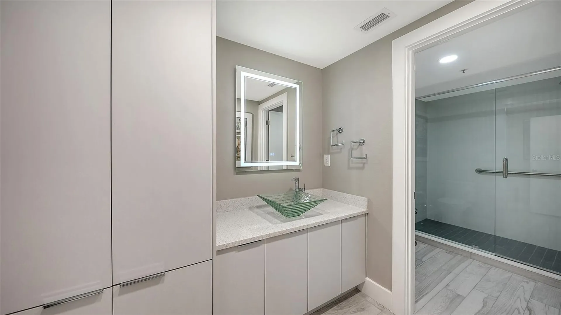 2120 Harbourside Drive Longboat Key FL 34228