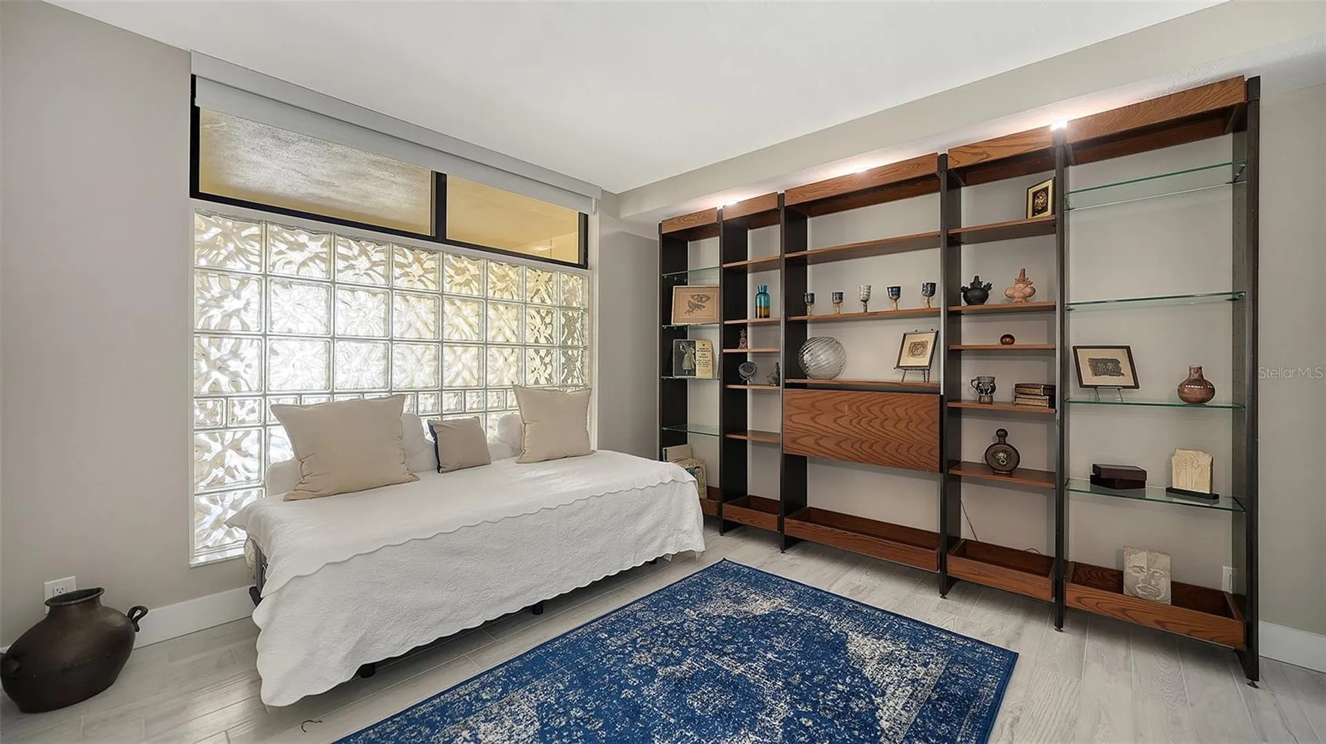 2120 Harbourside Drive Longboat Key FL 34228