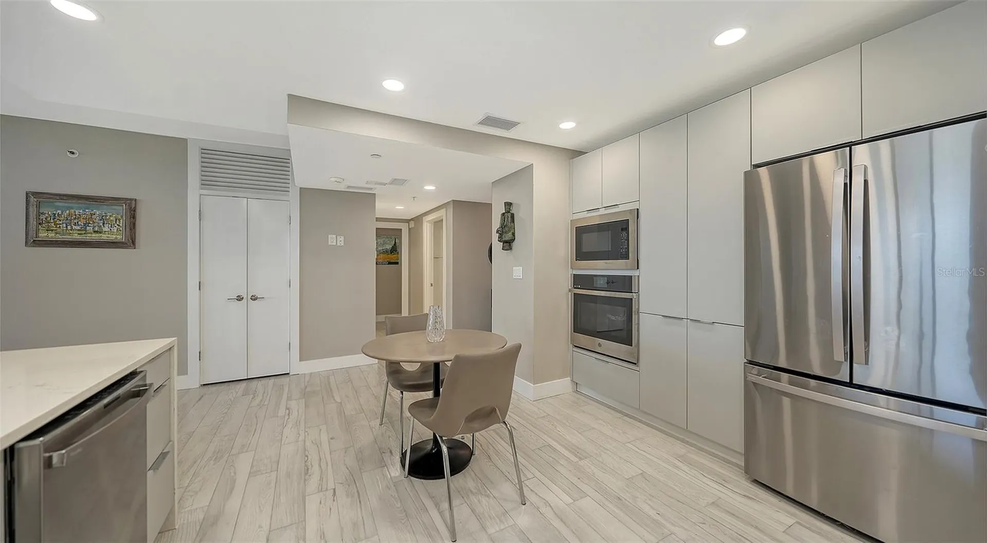 2120 Harbourside Drive Longboat Key FL 34228