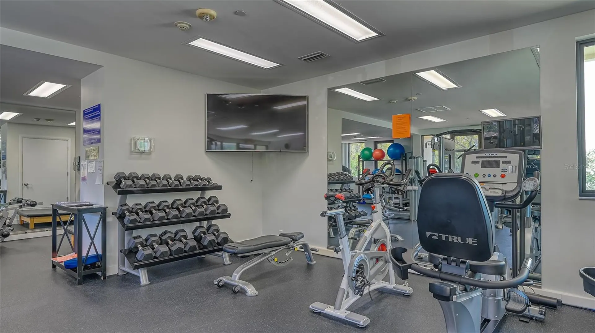 2120 Harbourside Drive Longboat Key FL 34228