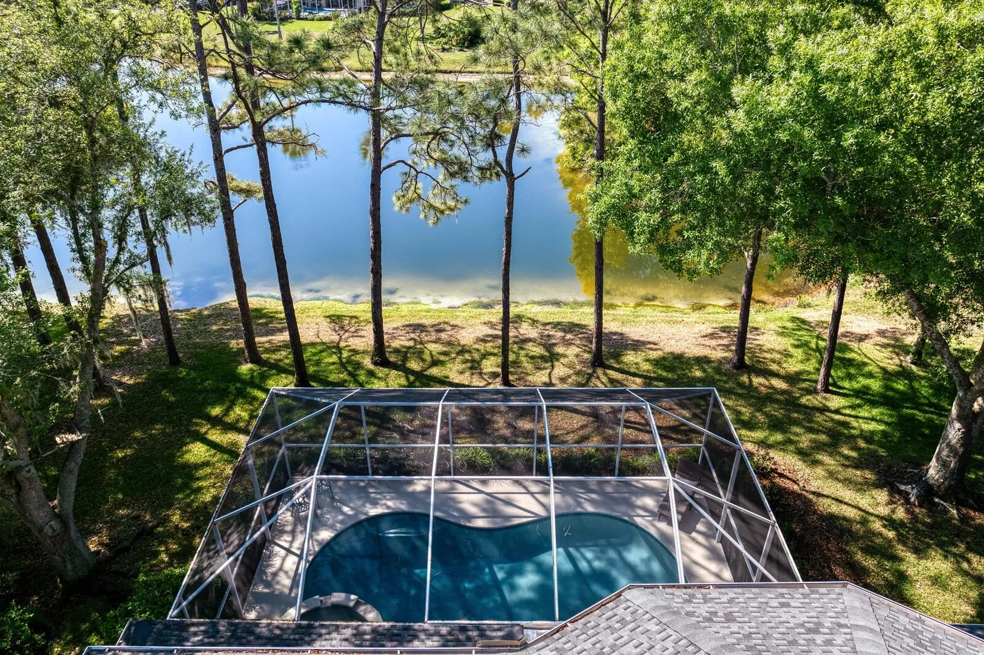 18008 Pinnacle Court Tampa FL 33647