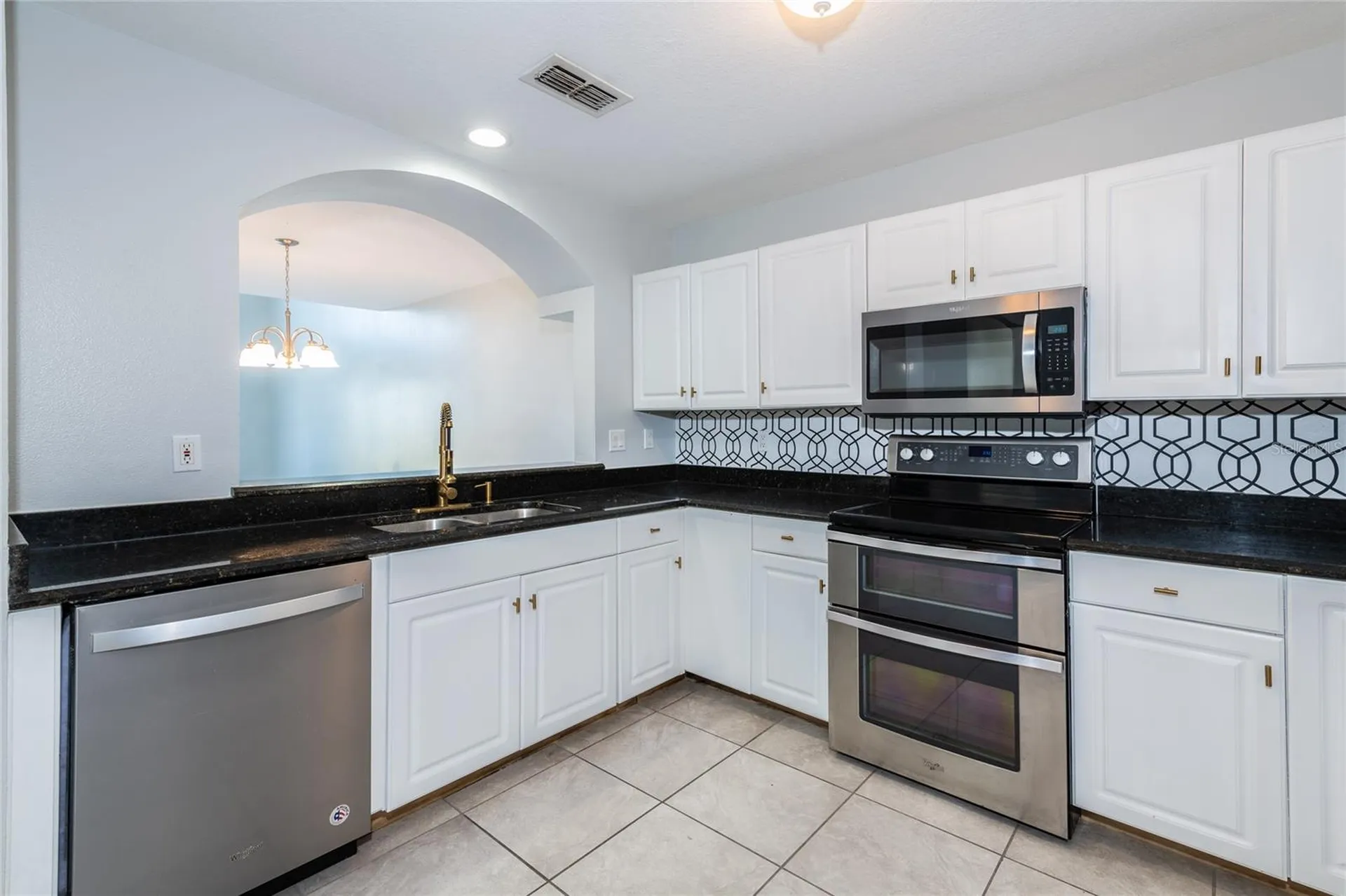 3072 Ocean Shore Boulevard Ormond Beach FL 32176