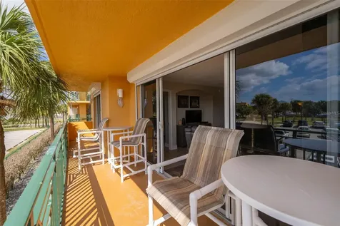 8472 Ridgewood Avenue Cape Canaveral FL 32920