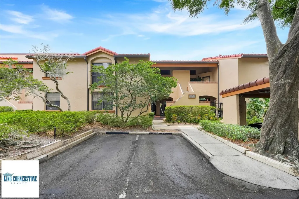 2935 Monaco Court Orlando FL 32806