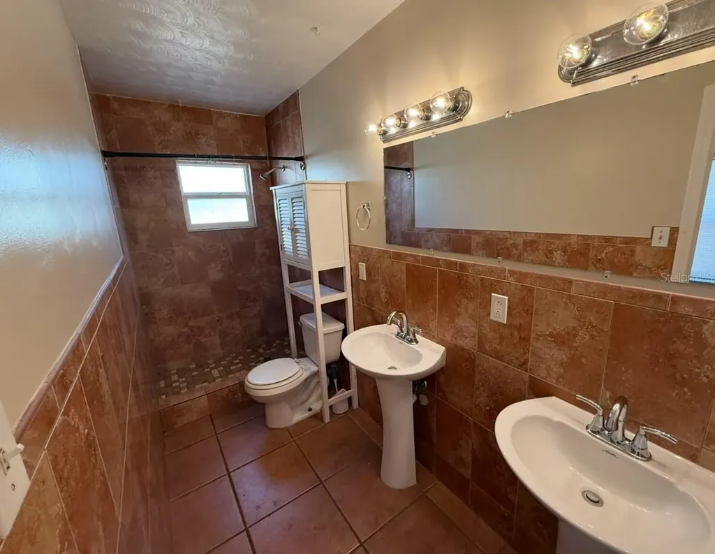 914 Homewood Drive Brandon FL 33511