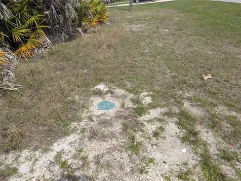 516 Sunset Road N Rotonda West FL 33947