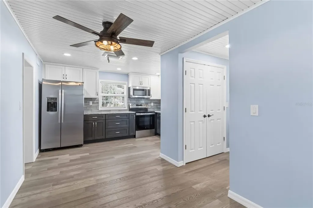 607 Manatee Avenue Ellenton FL 34222