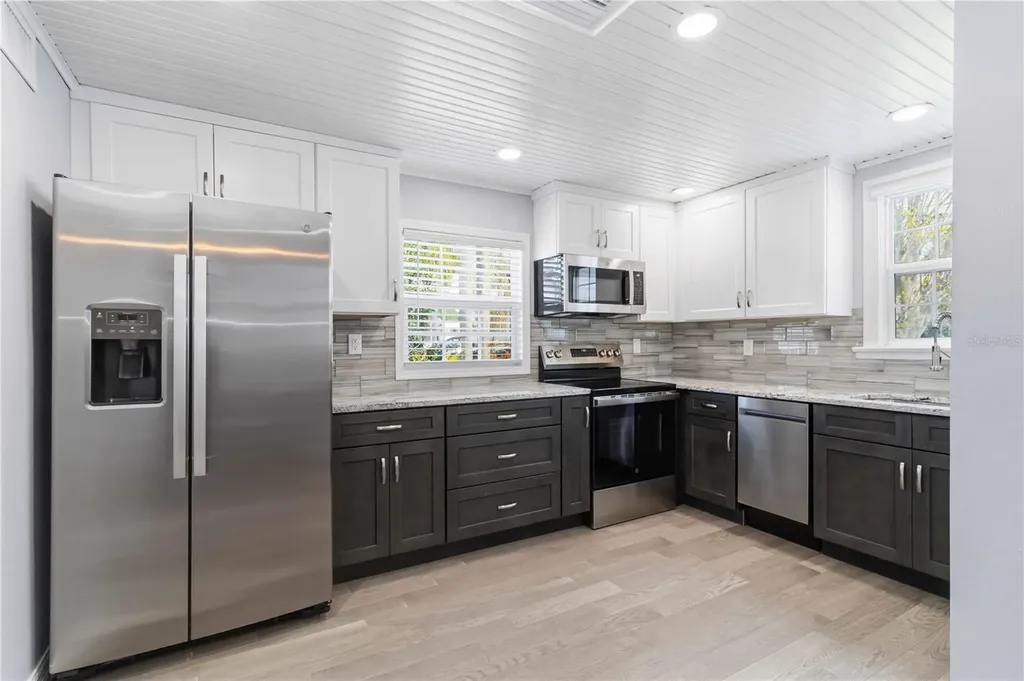 607 Manatee Avenue Ellenton FL 34222