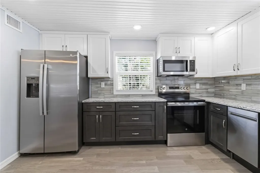 607 Manatee Avenue Ellenton FL 34222