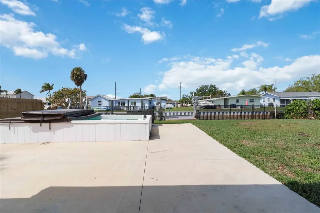 607 Manatee Avenue Ellenton FL 34222