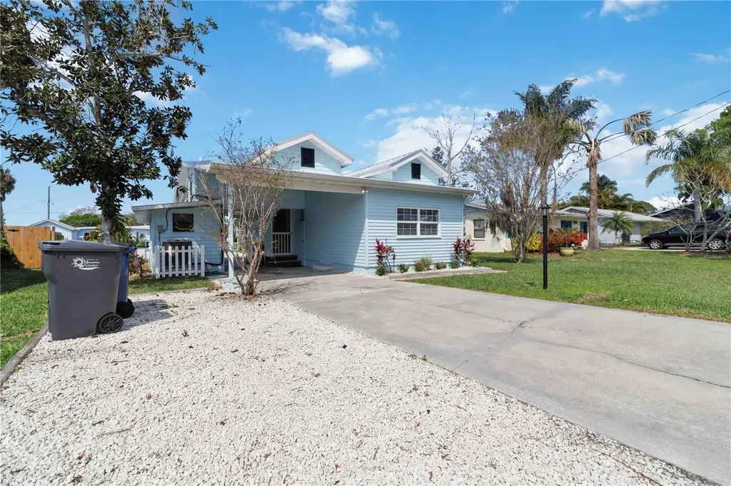 607 Manatee Avenue Ellenton FL 34222