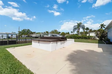 607 Manatee Avenue Ellenton FL 34222