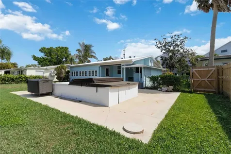 607 Manatee Avenue Ellenton FL 34222