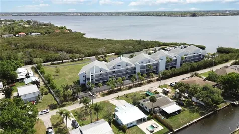607 Manatee Avenue Ellenton FL 34222