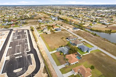 217 NW 20th Avenue Cape Coral FL 33993