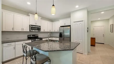 4894 Maymont Park Circle Bradenton FL 34203