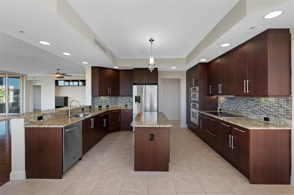 5823 Bowen Daniel Drive Tampa FL 33616