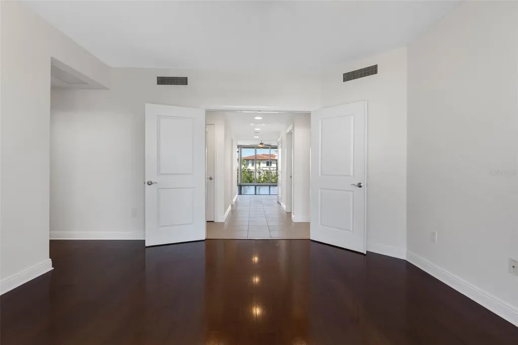 5823 Bowen Daniel Drive Tampa FL 33616