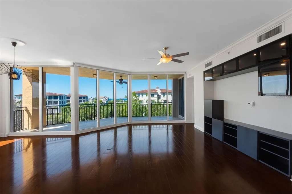 5823 Bowen Daniel Drive Tampa FL 33616