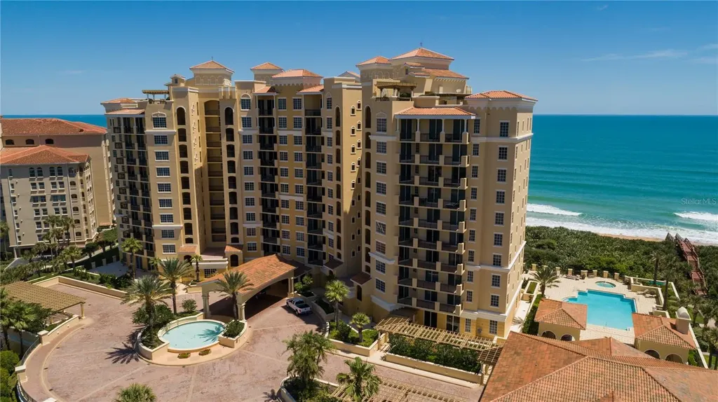 19 Avenue De La Mer Palm Coast FL 32137