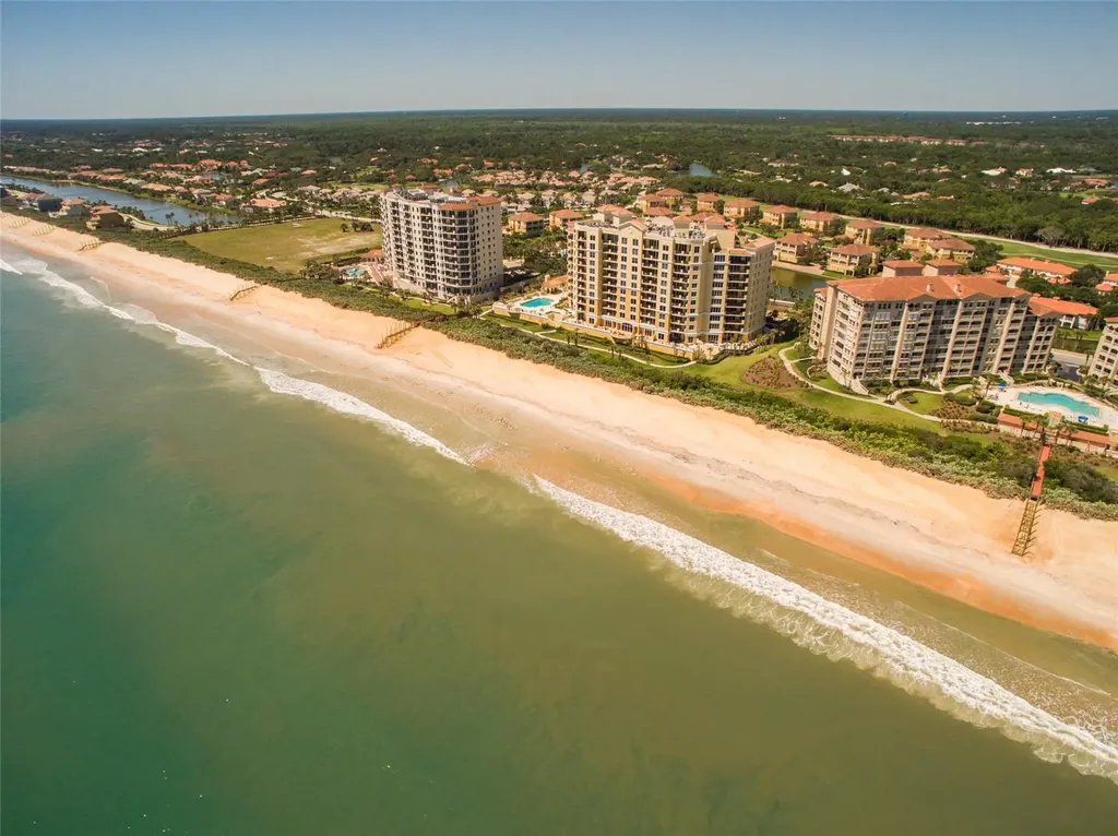 19 Avenue De La Mer Palm Coast FL 32137