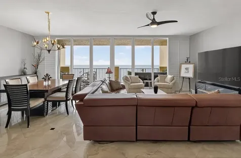 19 Avenue De La Mer Palm Coast FL 32137