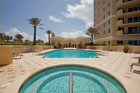 19 Avenue De La Mer Palm Coast FL 32137
