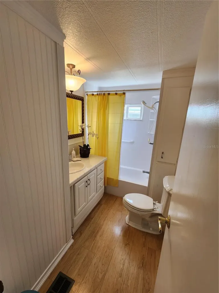 305 Batan Court Bradenton FL 34207