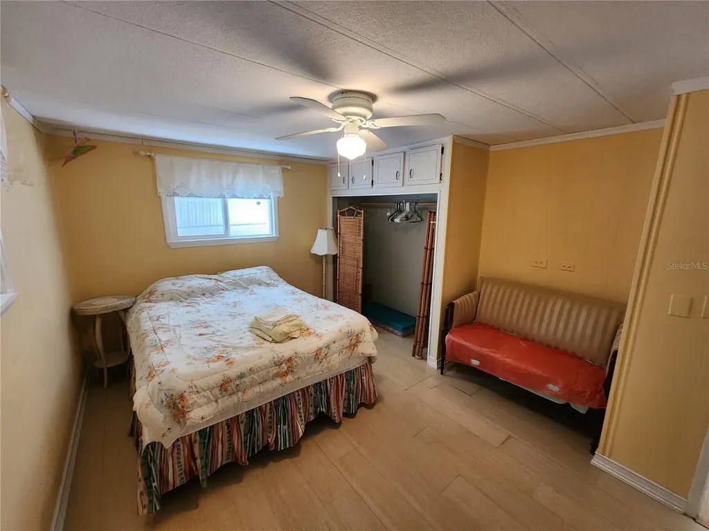 305 Batan Court Bradenton FL 34207