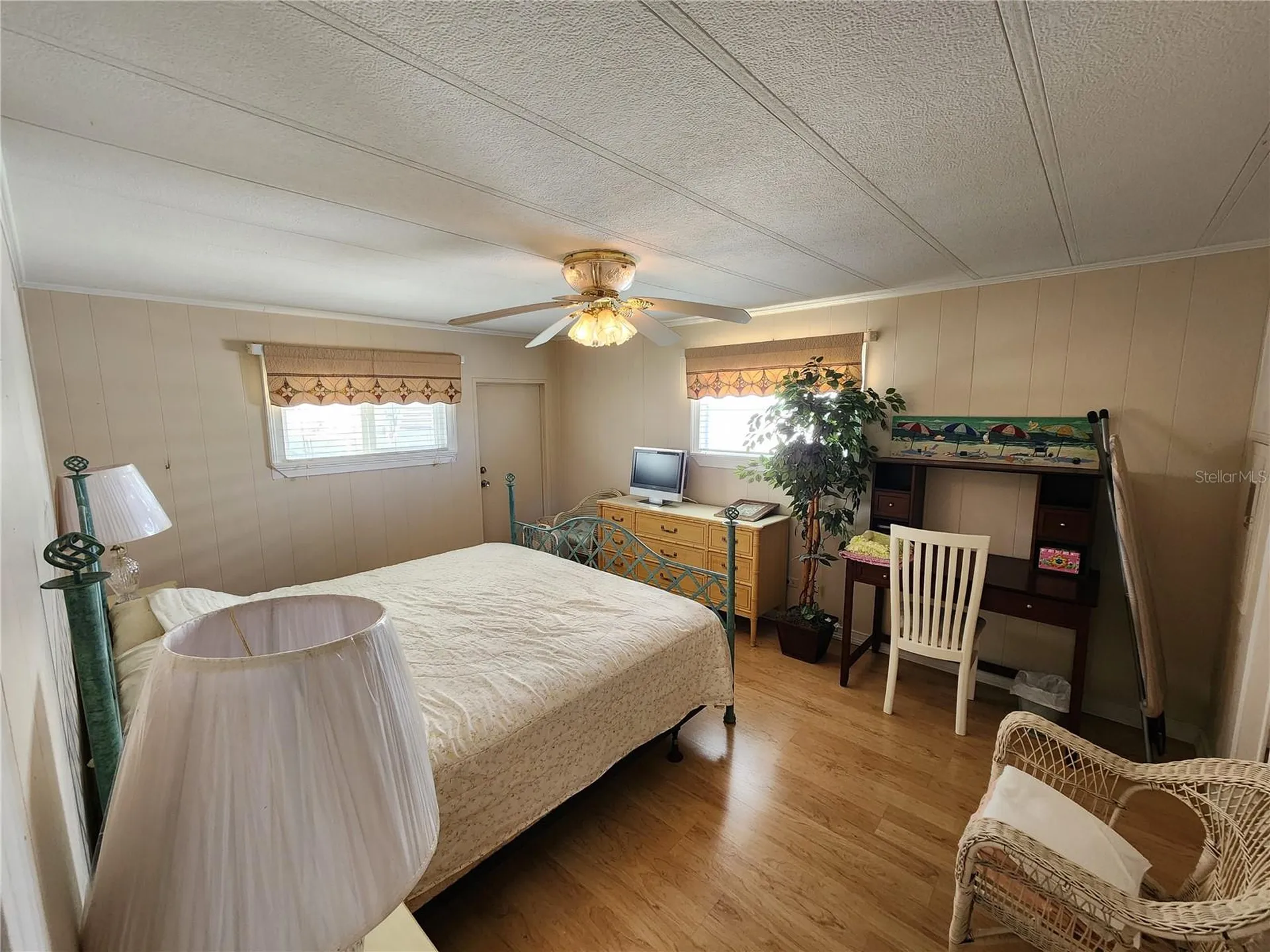 305 Batan Court Bradenton FL 34207