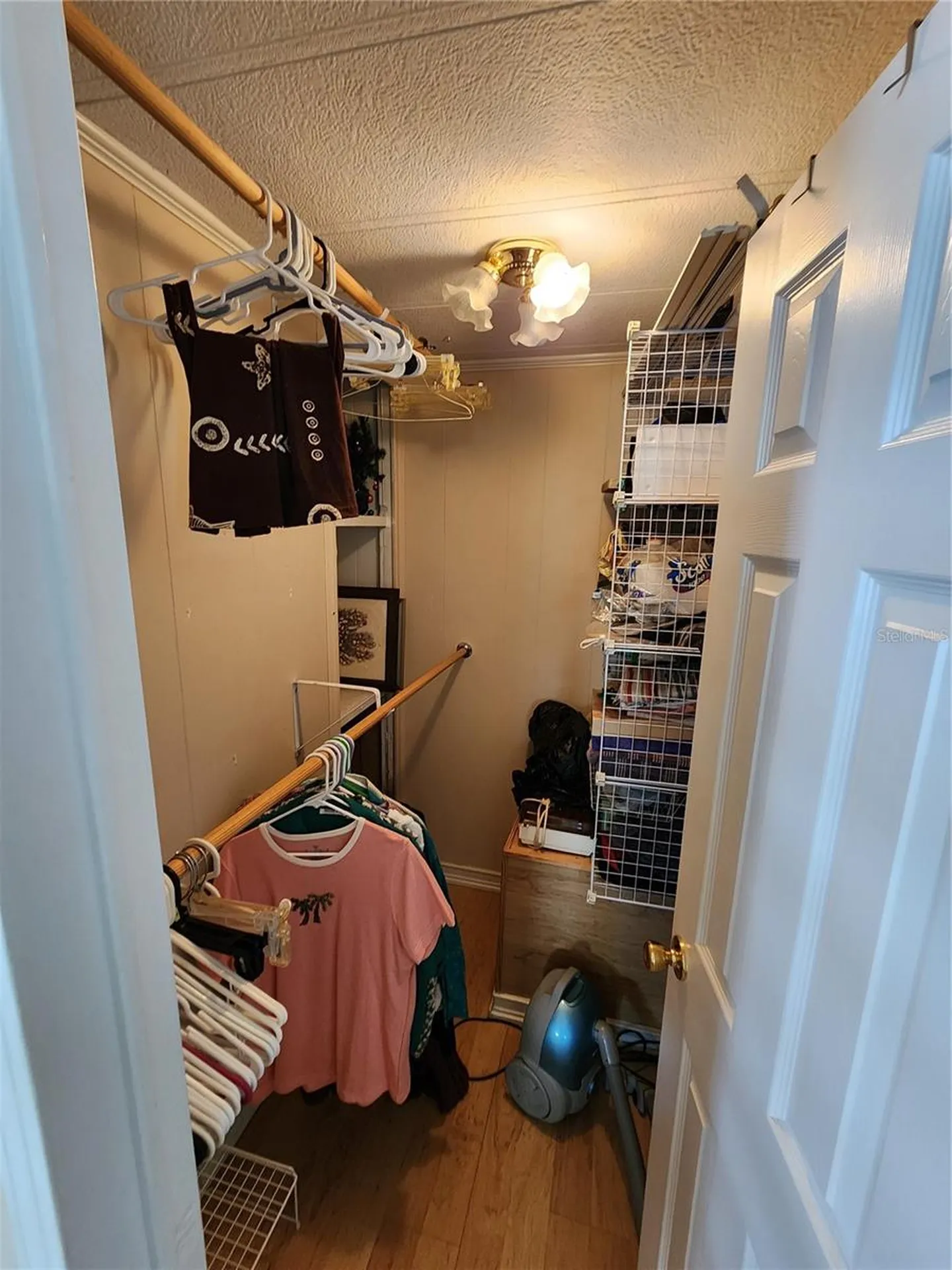 305 Batan Court Bradenton FL 34207