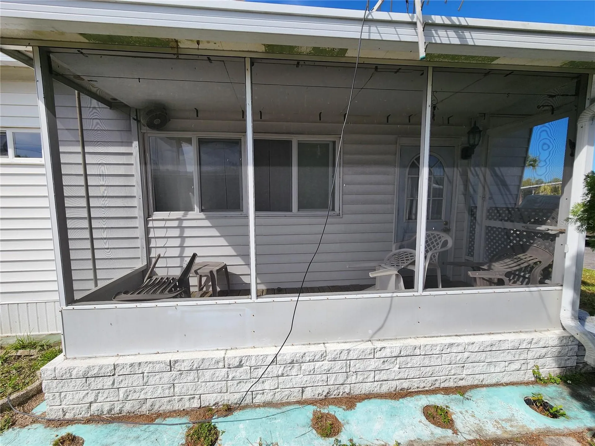 305 Batan Court Bradenton FL 34207
