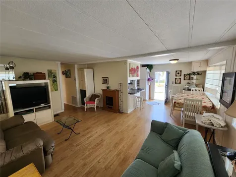 305 Batan Court Bradenton FL 34207