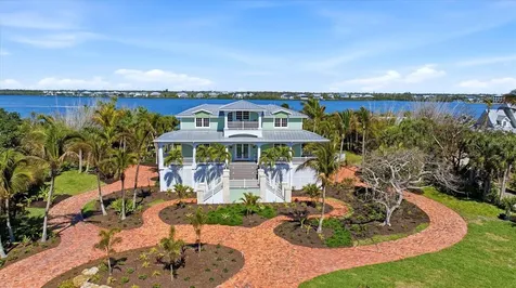 10460 Sunny Dreams Terrace Placida FL 33946