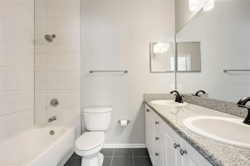 7698 Plantation Circle Bradenton FL 34201