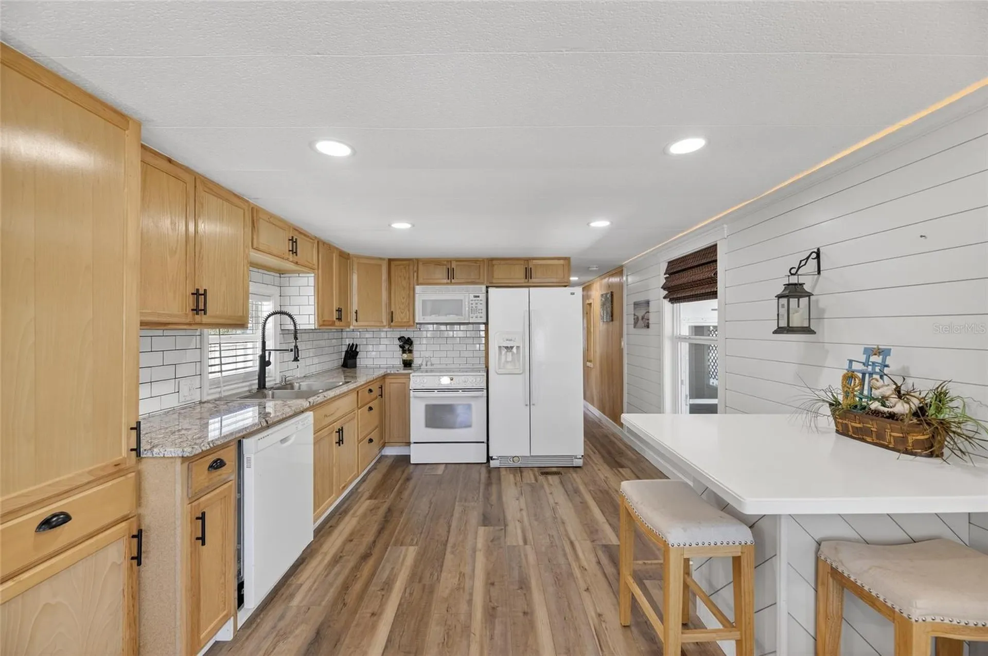 37036 8th Avenue Zephyrhills FL 33542