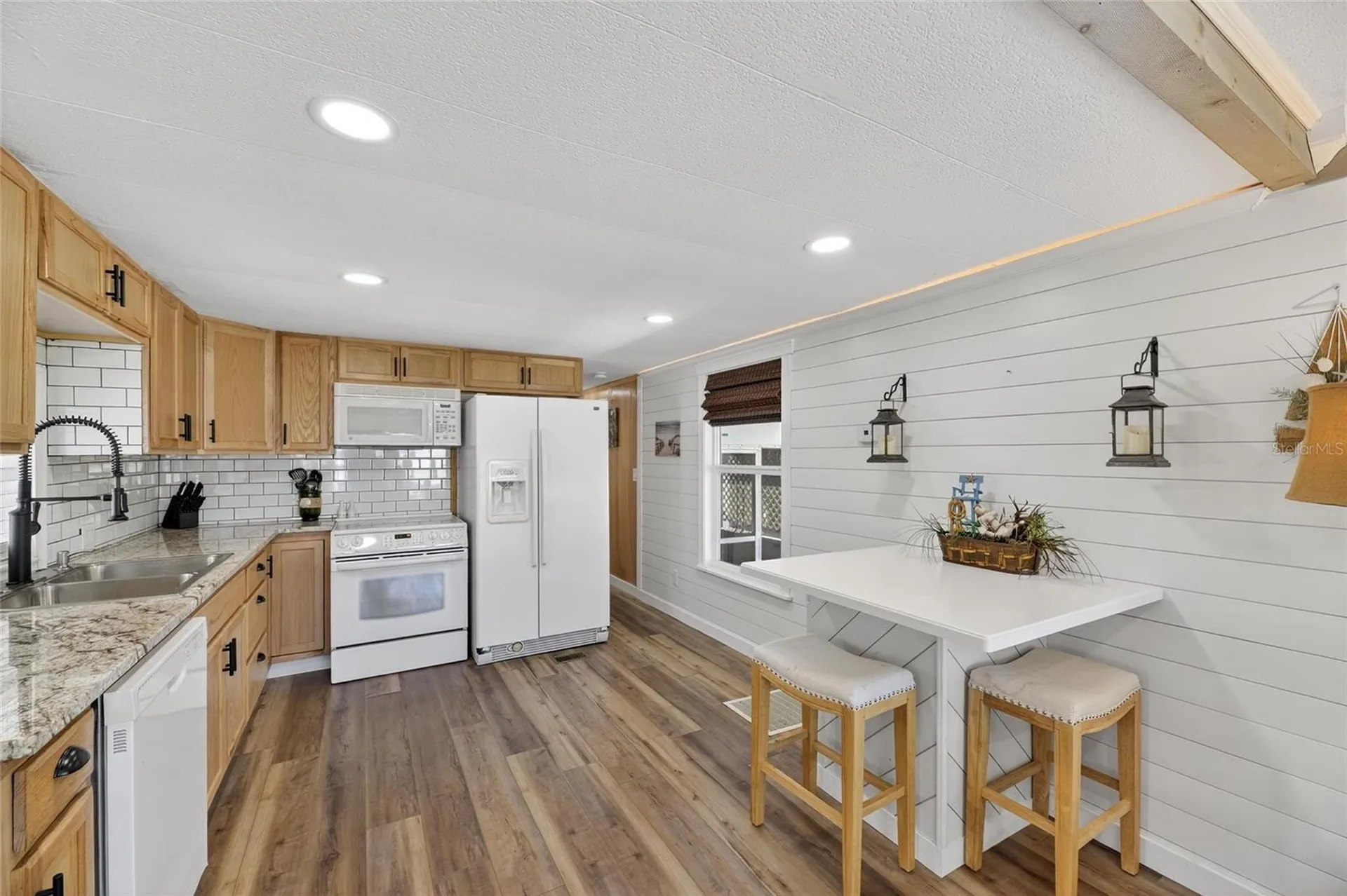 37036 8th Avenue Zephyrhills FL 33542