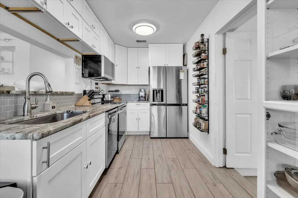 137 Poinsettia Circle NE Port Charlotte FL 33952