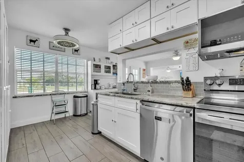 137 Poinsettia Circle NE Port Charlotte FL 33952