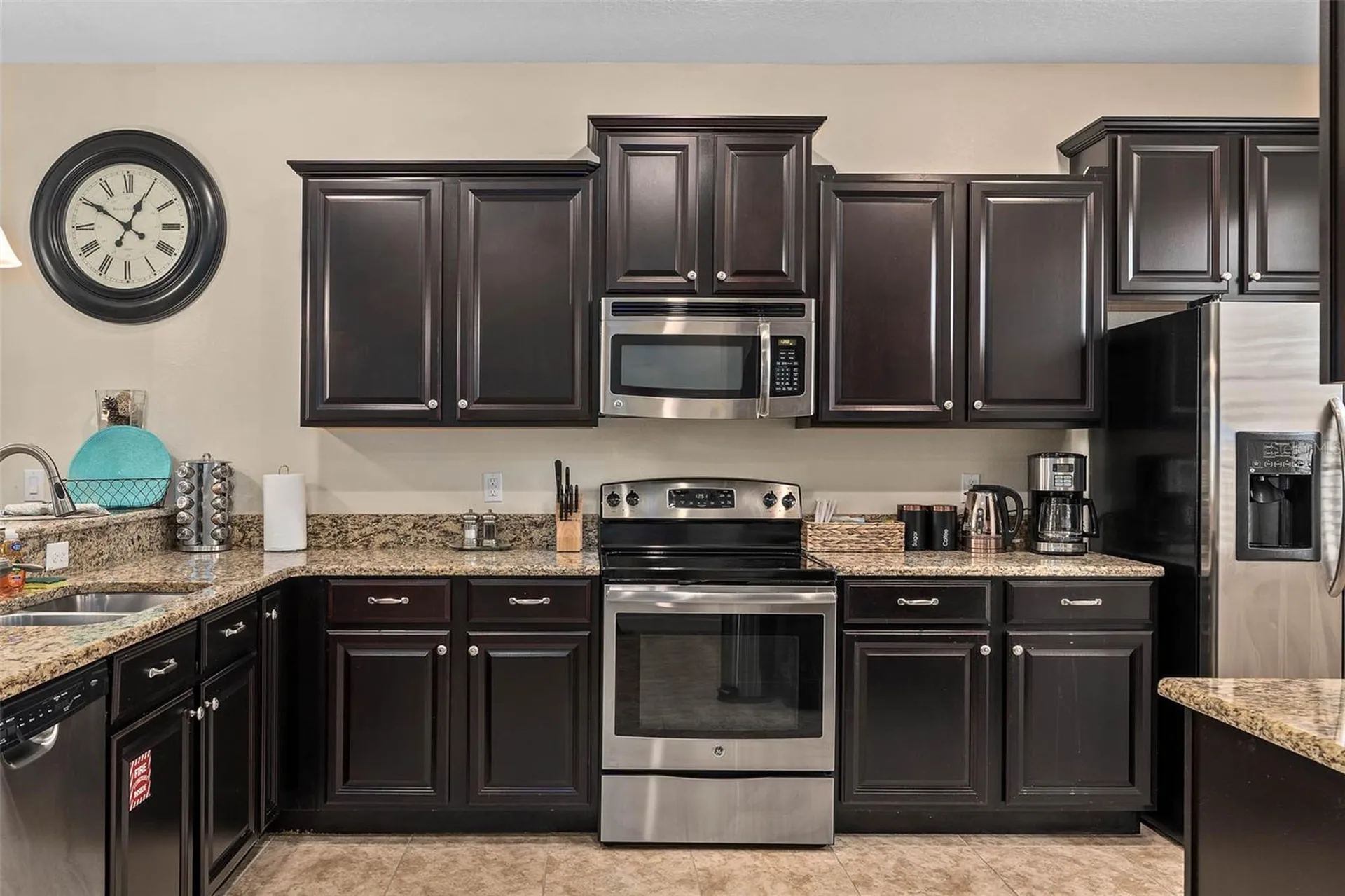 1476 Moon Valley Drive Davenport FL 33896