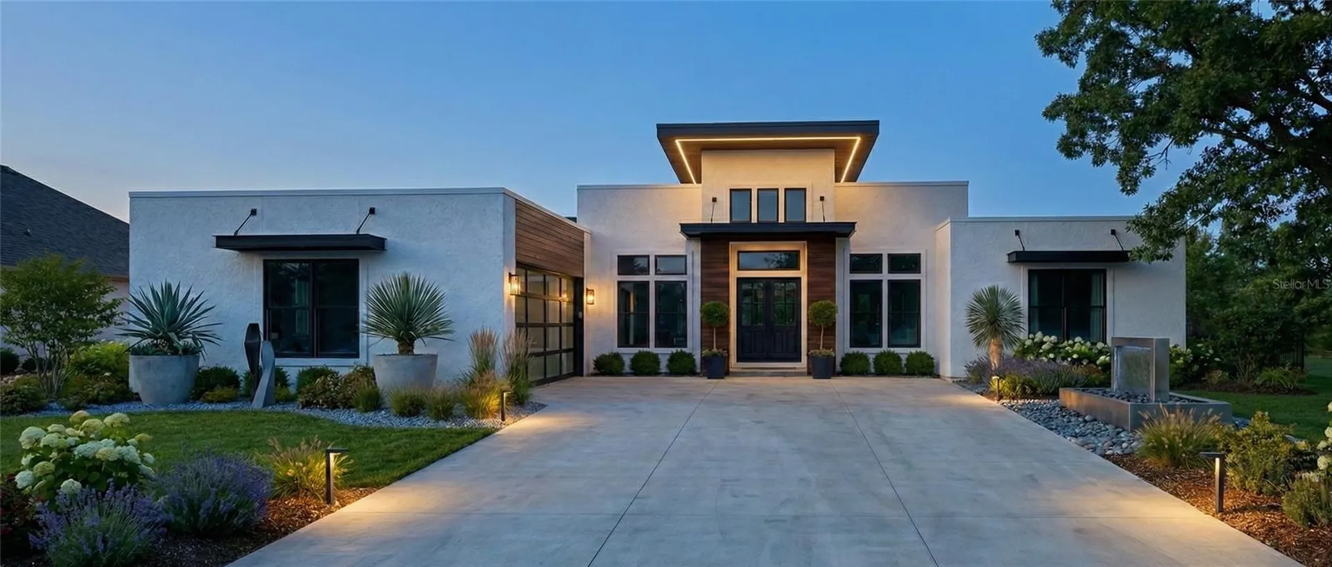 142 Tranquil Mirror Lake Court Clermont FL 34711