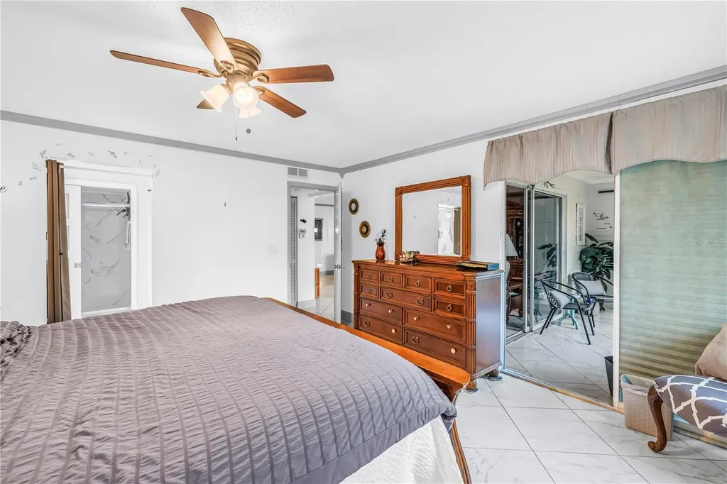 415 Spring Lakes Boulevard Bradenton FL 34210