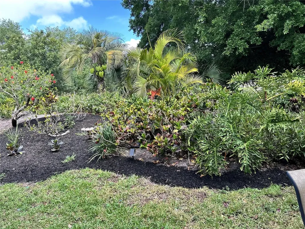415 Spring Lakes Boulevard Bradenton FL 34210