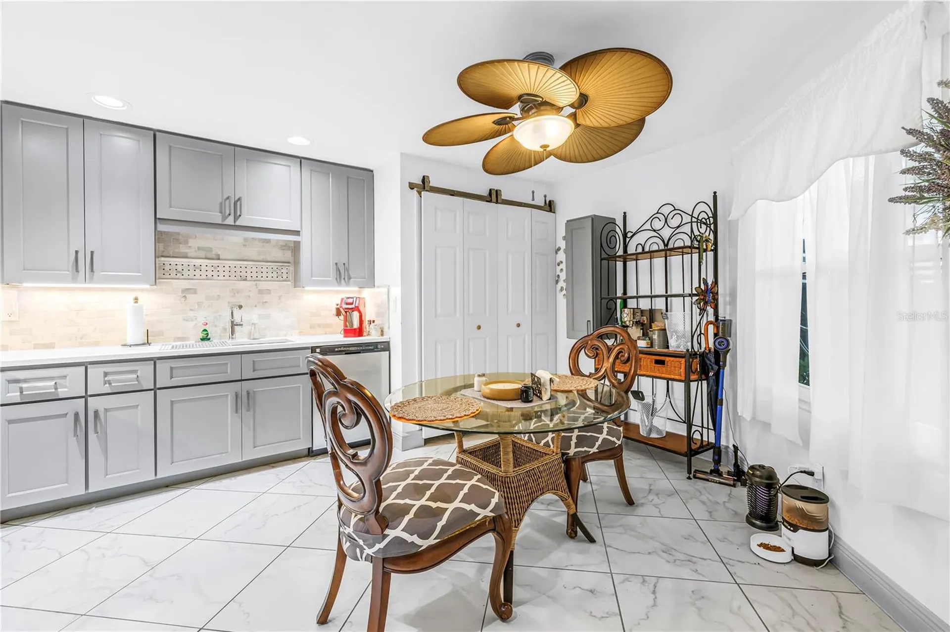 415 Spring Lakes Boulevard Bradenton FL 34210