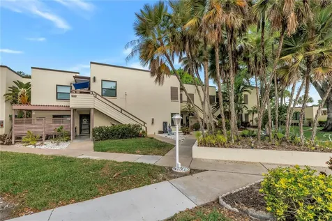 415 Spring Lakes Boulevard Bradenton FL 34210