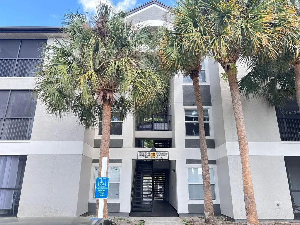 7511 Seurat Street Orlando FL 32819