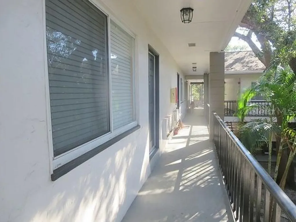 3914 W Neptune Street Tampa FL 33629
