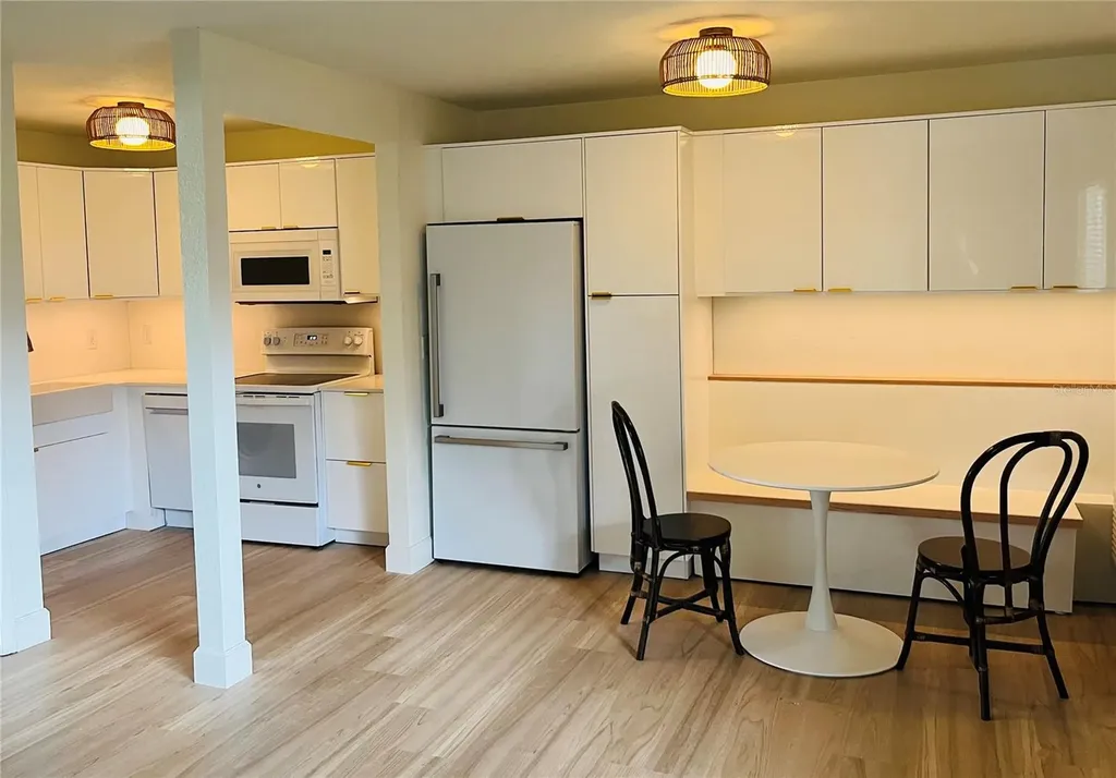 3914 W Neptune Street Tampa FL 33629